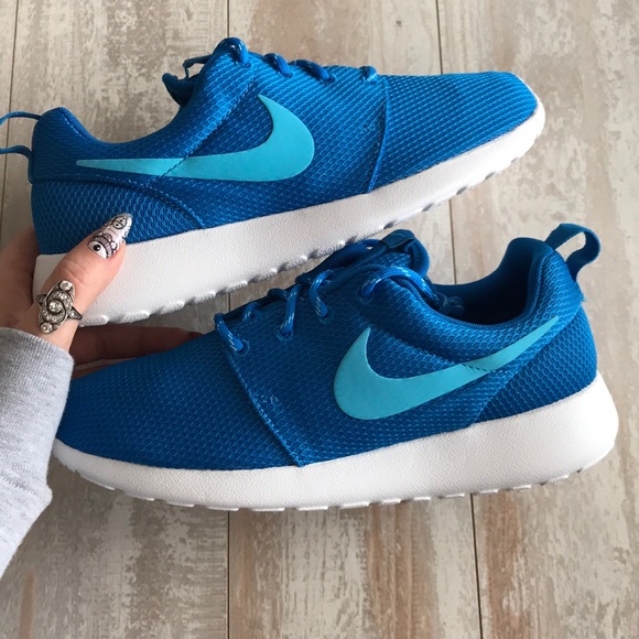 NWT Nike Roshe One electric - Picture 8 of 8